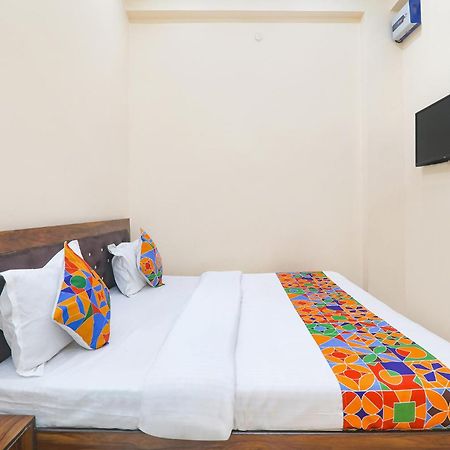 Fabhotel Rk Palace Ayodhya Екстериор снимка
