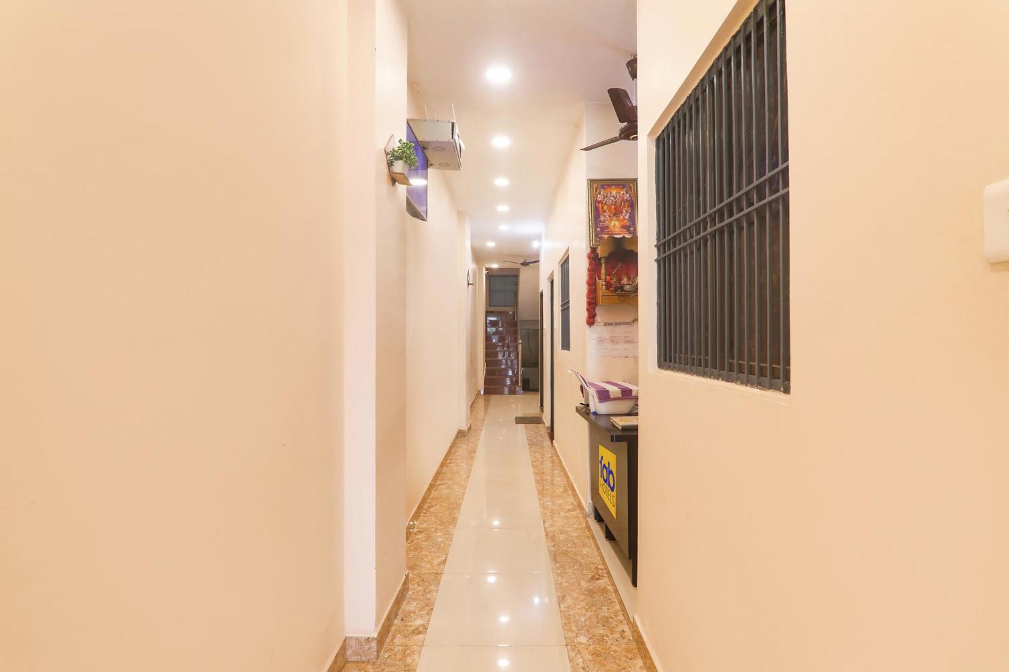 Fabhotel Rk Palace Ayodhya Екстериор снимка